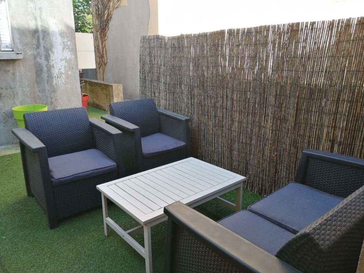 Benfleet 4 Cosy Studio Proche Paris Leilighet Romainville Eksteriør bilde